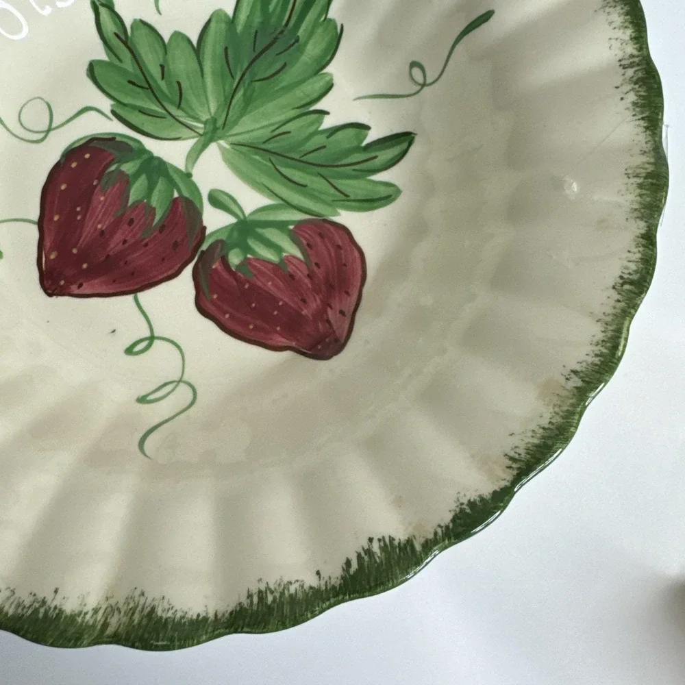 Blue Ridge Southern Pottery Serving Bowl Wild Strawberry‎ Pattern 9.5 inch
